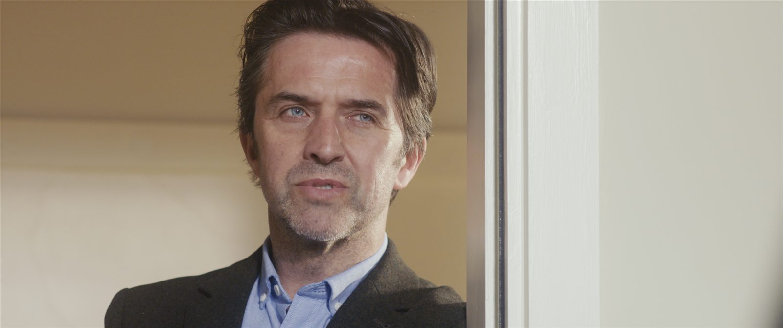 Alan Devine as Fred in Tuesday Traders
